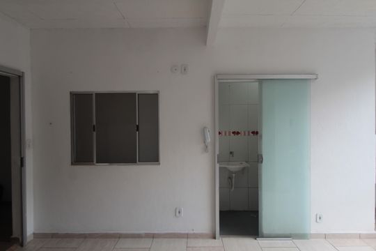 Sala de casa para alugar com 1 quarto, 140m² em Jardim Felicidade, Belo Horizonte