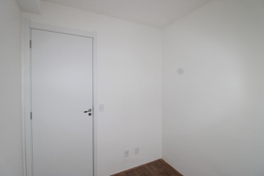 Quarto 1 de apartamento para alugar com 2 quartos, 32m² em Itaquera, São Paulo