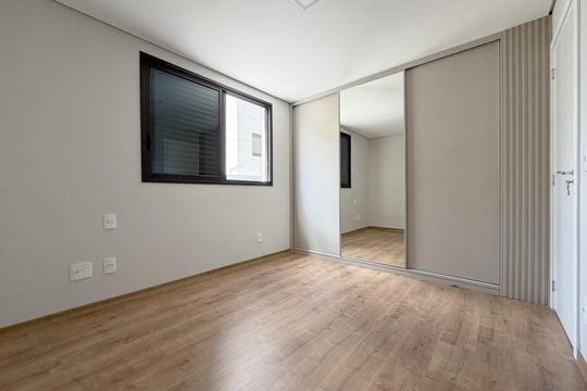 Apartamento à venda com 3 quartos, 176m² em Prado, Belo Horizonte