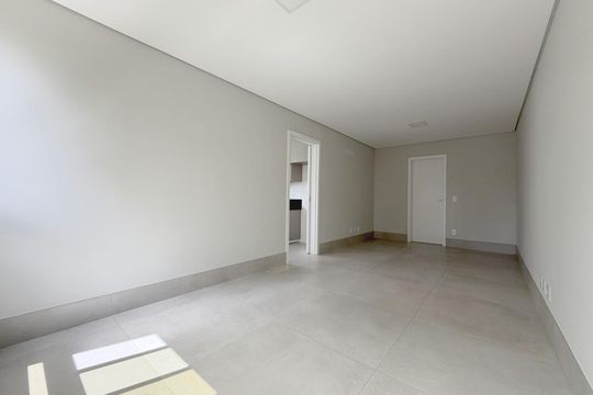 Apartamento à venda com 3 quartos, 176m² em Prado, Belo Horizonte