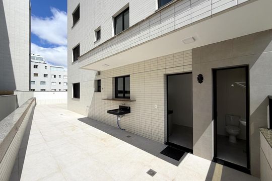 Apartamento à venda com 3 quartos, 176m² em Prado, Belo Horizonte