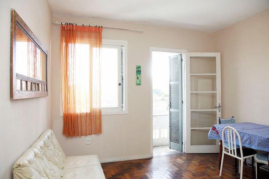 Sala de apartamento para alugar com 2 quartos, 63m² em Santana, Porto Alegre