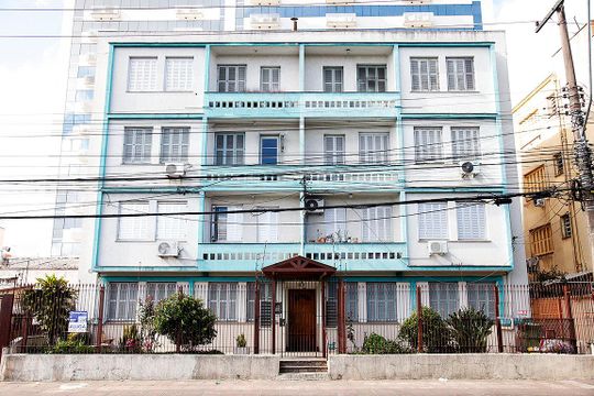 Fachada de apartamento para alugar com 2 quartos, 63m² em Santana, Porto Alegre