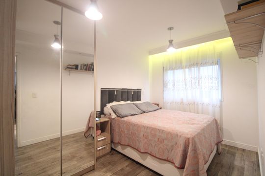 Suíte de apartamento à venda com 2 quartos, 61m² em Vila Isa, São Paulo