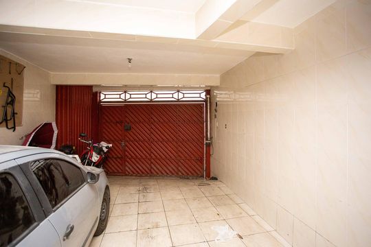 Garagem de casa à venda com 2 quartos, 8m² em Vila Nogueira, Diadema