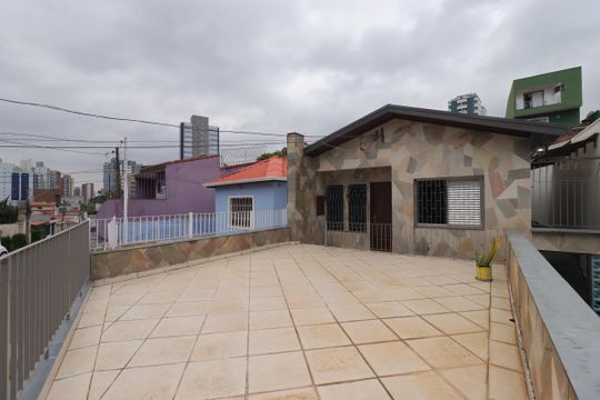 Quintal de casa para alugar com 3 quartos, 238m² em Jardim Bela Vista, Santo André