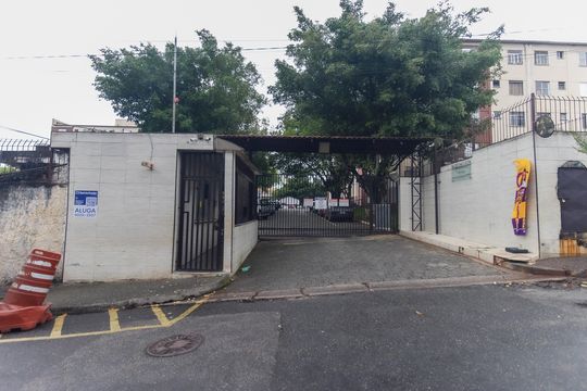 Fachada do Prédio de apartamento para alugar com 2 quartos, 38m² em Colônia (zona Leste), São Paulo