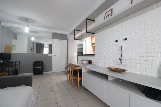 Sala de apartamento para alugar com 2 quartos, 78m² em Barra Olímpica, Rio de Janeiro