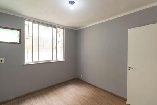 Quarto 1 de apartamento para alugar com 2 quartos, 55m² em Porto Novo, São Gonçalo