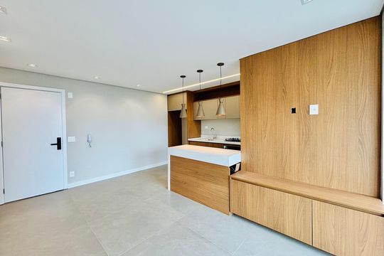 Sala de apartamento para alugar com 3 quartos, 86m² em Alphaville Empresarial, Barueri