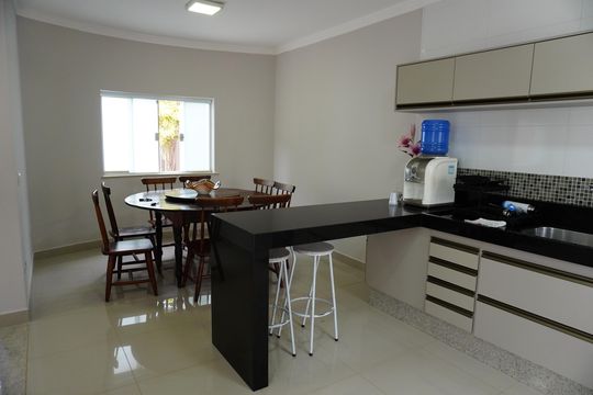Cozinha  de casa para alugar com 2 quartos, 150m² em Jardim Helena, Americana