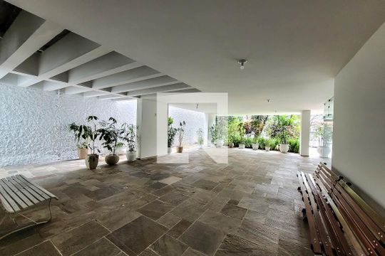 Área comum de apartamento à venda com 3 quartos, 100m² em Vila Mariana, São Paulo