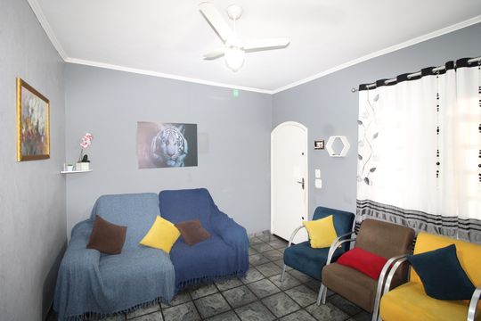 Casa para alugar com 2 quartos, 50m² em Parque Guarani, São Paulo
