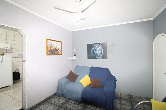Sala de casa para alugar com 2 quartos, 50m² em Parque Guarani, São Paulo
