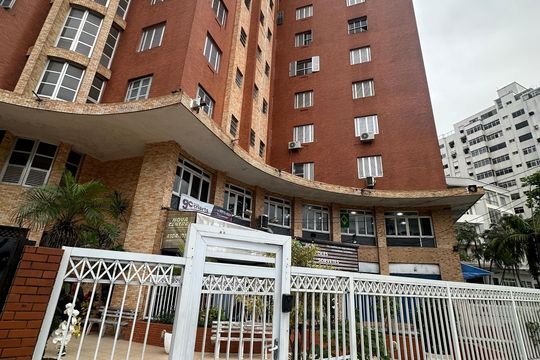 Fachada do Prédio de apartamento para alugar com 1 quarto, 38m² em Centro, São Vicente