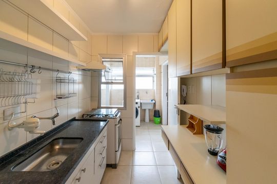 Cozinha de apartamento à venda com 2 quartos, 57m² em Vila Mascote, São Paulo