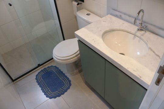 Banheiro de apartamento para alugar com 1 quarto, 26m² em Barra Funda, São Paulo