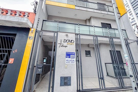 Fachada com Plaquinha de apartamento para alugar com 2 quartos, 38m² em Cidade Mãe do Céu, São Paulo
