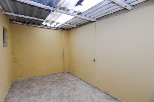 Área de Serviço - Quarto de Serviço  de casa para alugar com 3 quartos, 125m² em Jardim Presidente Dutra, Guarulhos