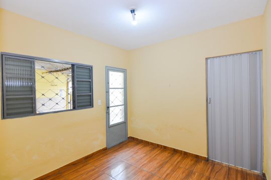 Quarto 3 de casa para alugar com 3 quartos, 125m² em Jardim Presidente Dutra, Guarulhos