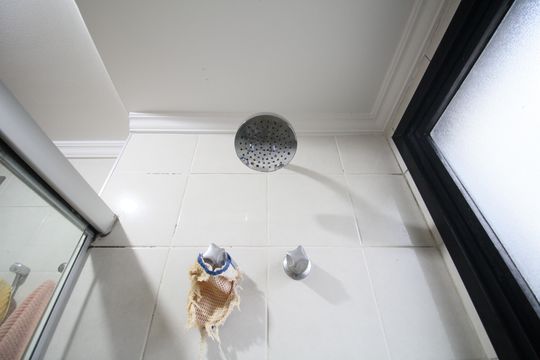 Banheiro da Suíte de apartamento à venda com 3 quartos, 85m² em Vila Suzana, São Paulo