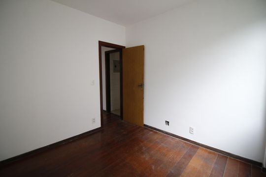 Apartamento para alugar com 3 quartos, 80m² em Taquara, Rio de Janeiro