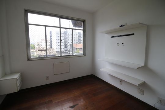 Apartamento para alugar com 3 quartos, 80m² em Taquara, Rio de Janeiro