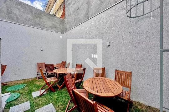 Área comum de kitnet/studio para alugar com 1 quarto, 18m² em Jardim Aeroporto, São Paulo