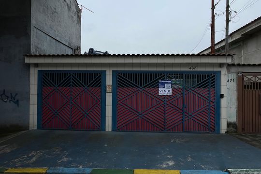 Fachada de casa para alugar com 3 quartos, 237m² em Jardim Aurea, São Paulo