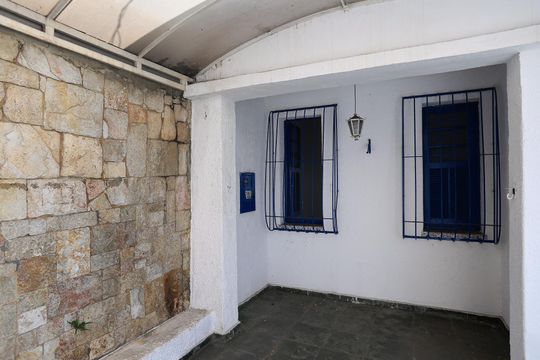 Garagem de casa à venda com 2 quartos, 130m² em Santa Tereza, Belo Horizonte