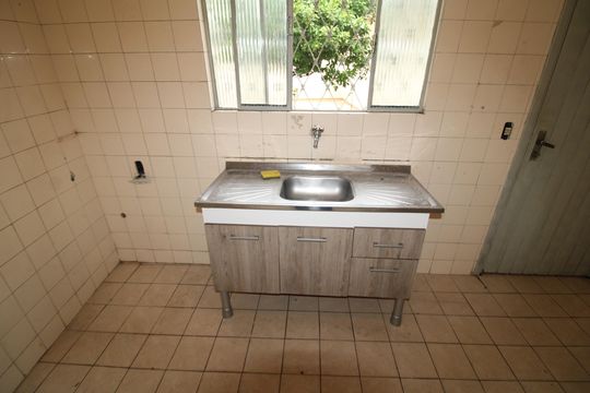 Cozinha de casa para alugar com 2 quartos, 80m² em Vila Barbosa, São Paulo