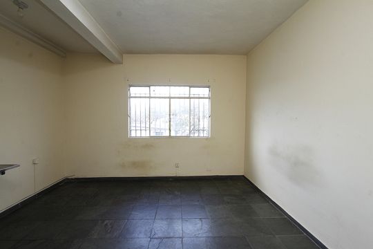 Cozinha de kitnet/studio para alugar com 1 quarto, 24m² em João Pinheiro, Belo Horizonte
