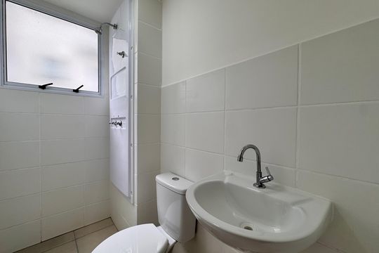 Banheiro Social de apartamento para alugar com 2 quartos, 43m² em Recreio, Rio de Janeiro