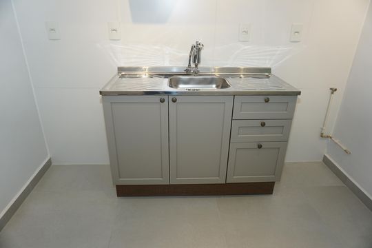 Cozinha de apartamento para alugar com 2 quartos, 52m² em Jardim de Lourdes, Embu das Artes