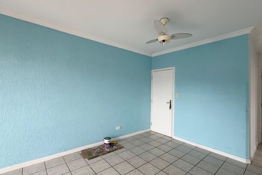 Sala de apartamento para alugar com 2 quartos, 69m² em Balneario Cidade Atlantica, Guarujá