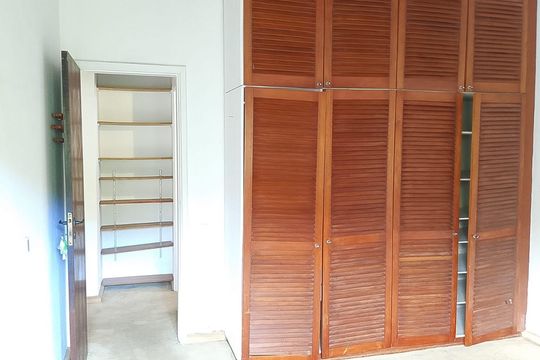 Quarto 2 de casa de condomínio para alugar com 3 quartos, 380m² em Granja Viana Ii, Cotia