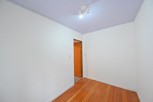 Quarto de casa para alugar com 1 quarto, 40m² em Bosque da Saúde, São Paulo