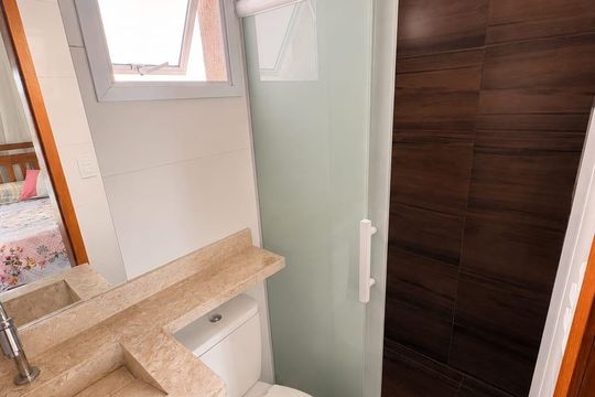 Banheiro de apartamento à venda com 2 quartos, 100m² em Parque Oratório, Santo André