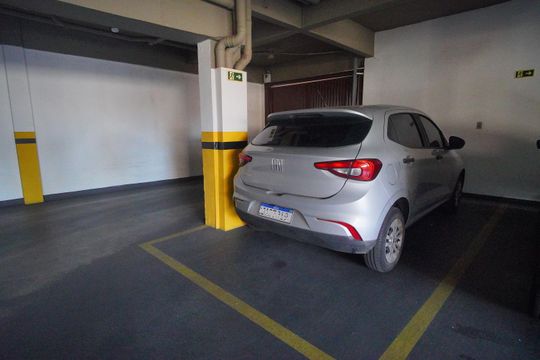 Garagem de apartamento à venda com 2 quartos, 62m² em Centro, São Leopoldo