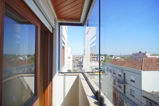 varanda do Quarto 1 de apartamento à venda com 2 quartos, 62m² em Centro, São Leopoldo