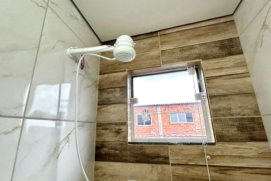 Banheiro 1 de casa para alugar com 1 quarto, 72m² em Jardim Albertina, Guarulhos