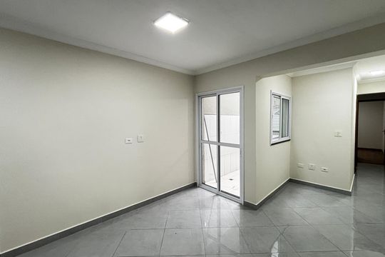 Apartamento para alugar com 2 quartos, 55m² em Vila Assunção, Santo André