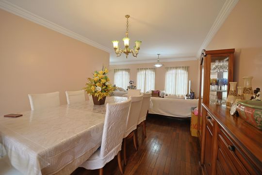 Sala de casa à venda com 3 quartos, 300m² em Jardim Brasilia (zona Leste), São Paulo
