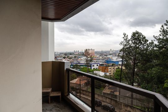 Varanda de apartamento para alugar com 3 quartos, 130m² em Vila Galvão, Guarulhos