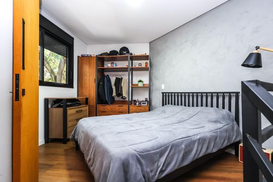 Quarto de apartamento à venda com 1 quarto, 50m² em Vila Dom Pedro I, São Paulo