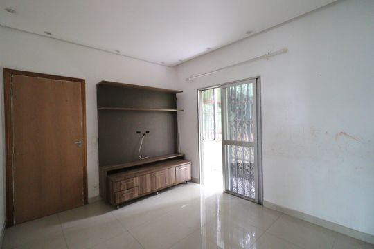 Apartamento à venda com 2 quartos, 51m² em Jardim Regis, São Paulo