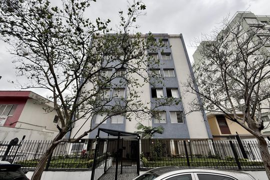 Fachada de apartamento à venda com 2 quartos, 73m² em Campo Belo, São Paulo