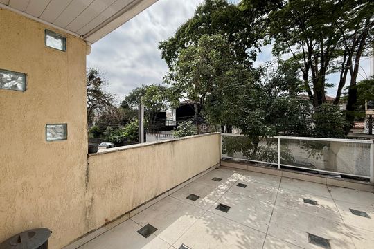 Sacada Quarto 2 de casa para alugar com 2 quartos, 130m² em Jardim Caravelas, São Paulo