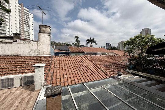 Vista Quarto 1 de casa para alugar com 2 quartos, 130m² em Jardim Caravelas, São Paulo