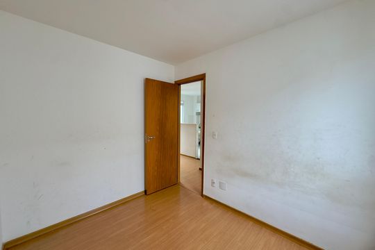Quarto 2 de apartamento para alugar com 2 quartos, 42m² em Jardim Novo Portugal, Guarulhos